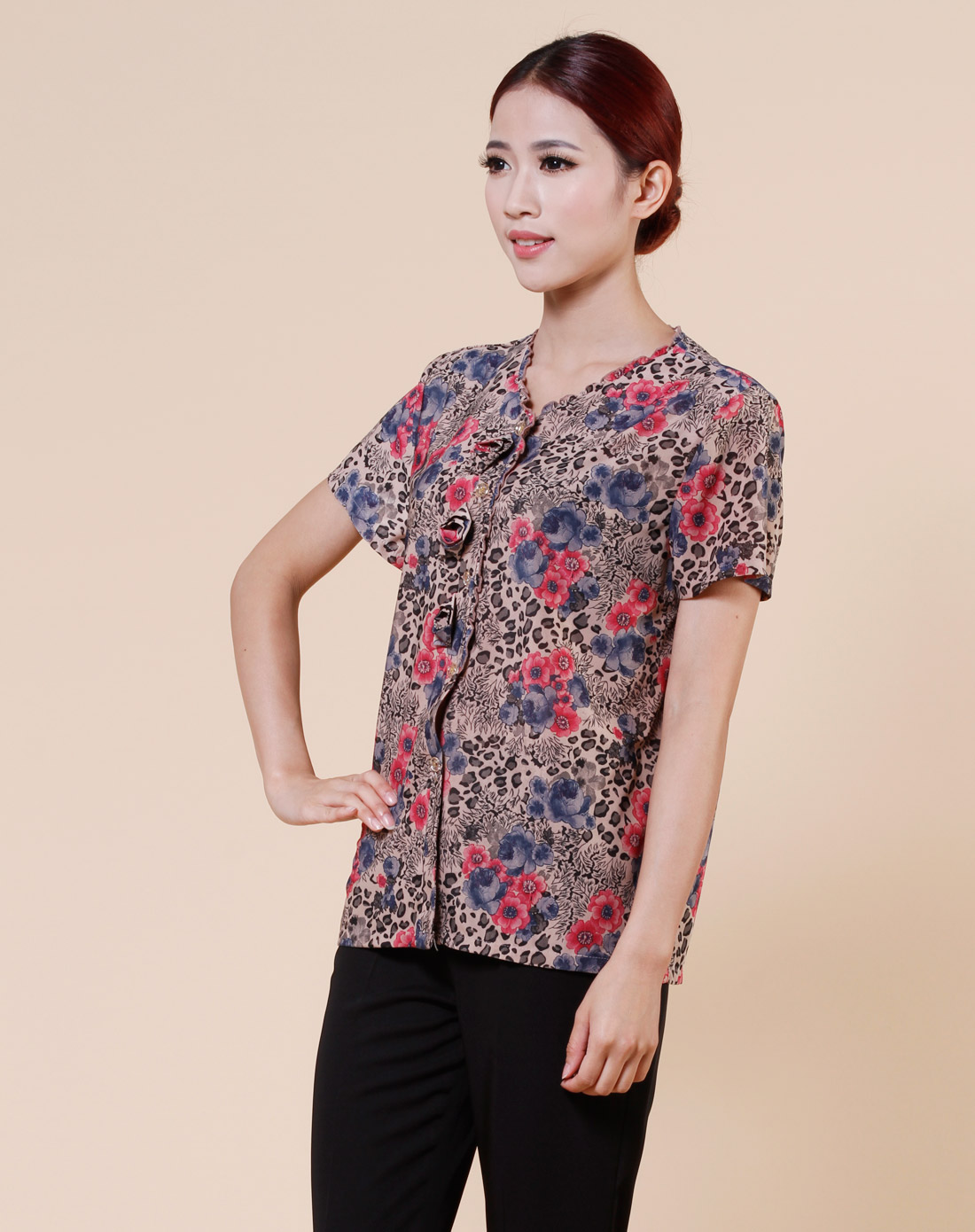 [ 昊意 ] 女款花色镶花短袖布衫