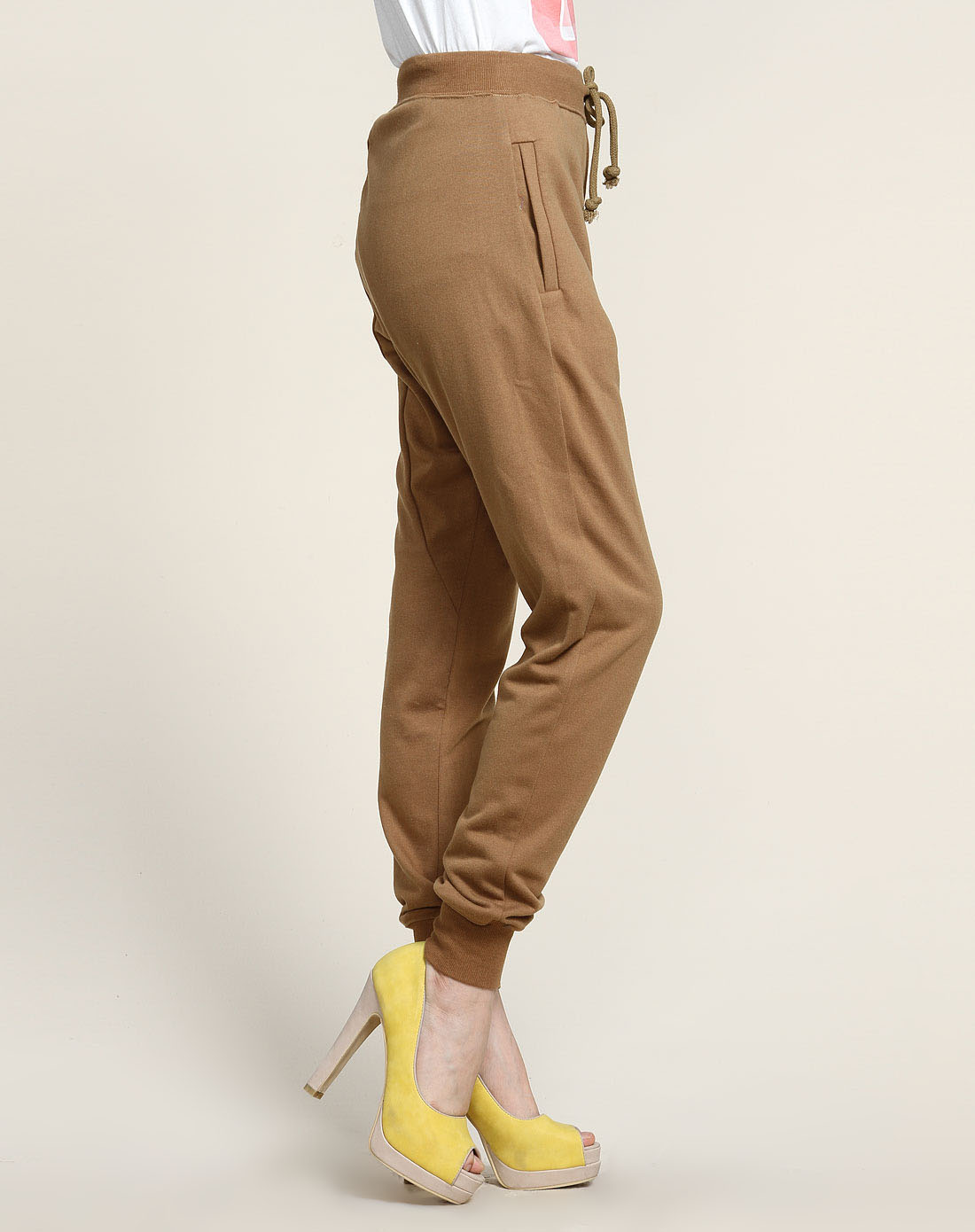 可爱性感 红褐色运动感窄脚长裤